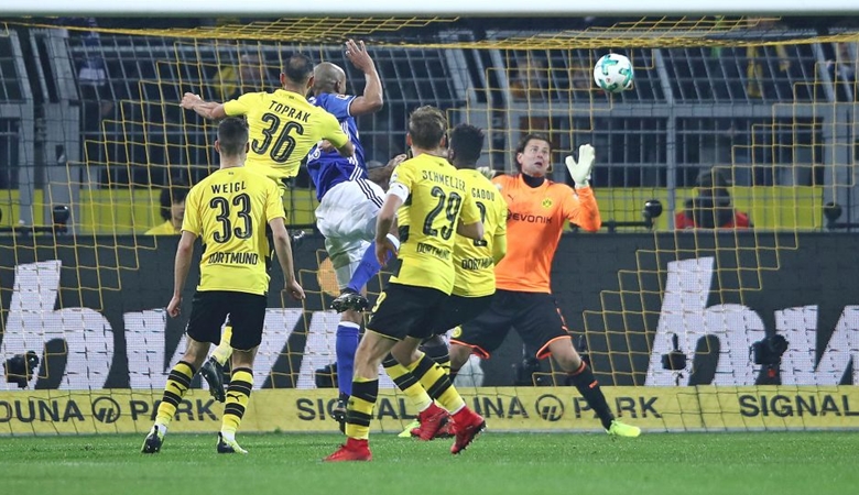 Dortmund Gagal Pertahankan Keunggulan Empat Gol