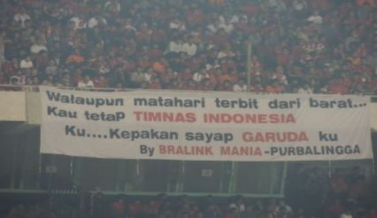 Persatuan dan Nasionalisme yang Terjalin di dalam Stadion