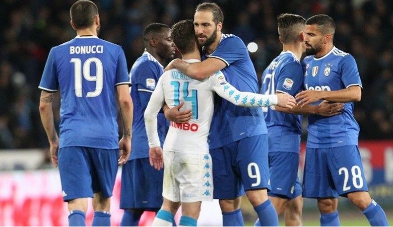 Napoli Gagal Manfaatkan Dominasi Atas Juventus