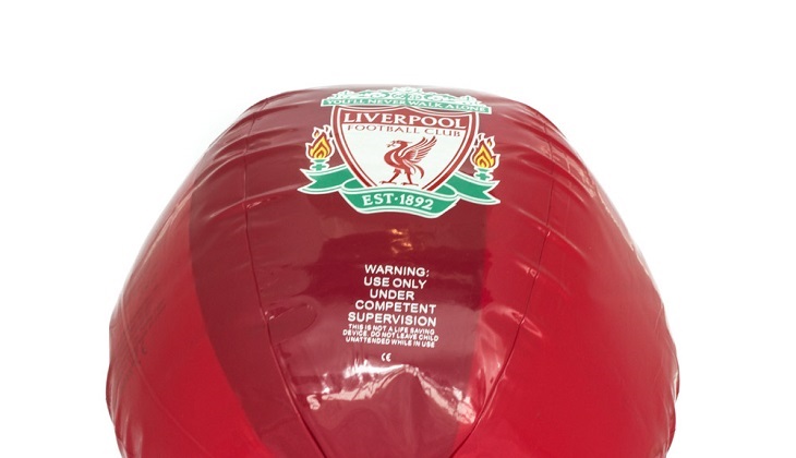 (17 Oktober) Saat Balon dari Pendukung Sendiri Membuat Liverpool Kalah