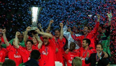 Mengingat Kembali Skuat Liverpool Saat Juara Piala UEFA 2001